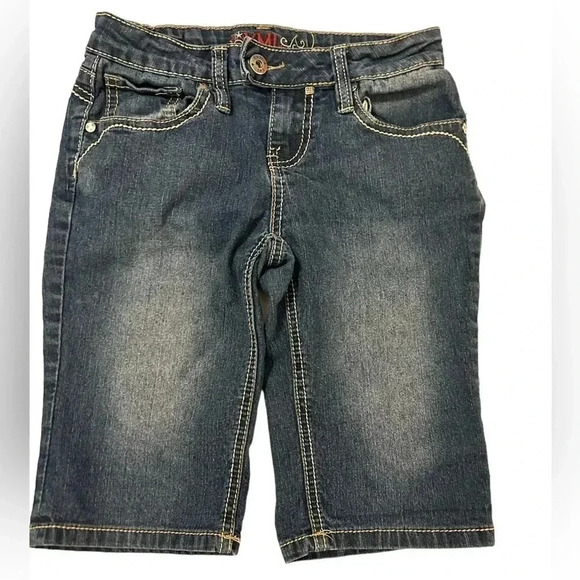 YMI Girls Blue Denim Shorts Sz 10 Bermuda Length Embroidered Button Flap Pockets - Picture 1 of 11